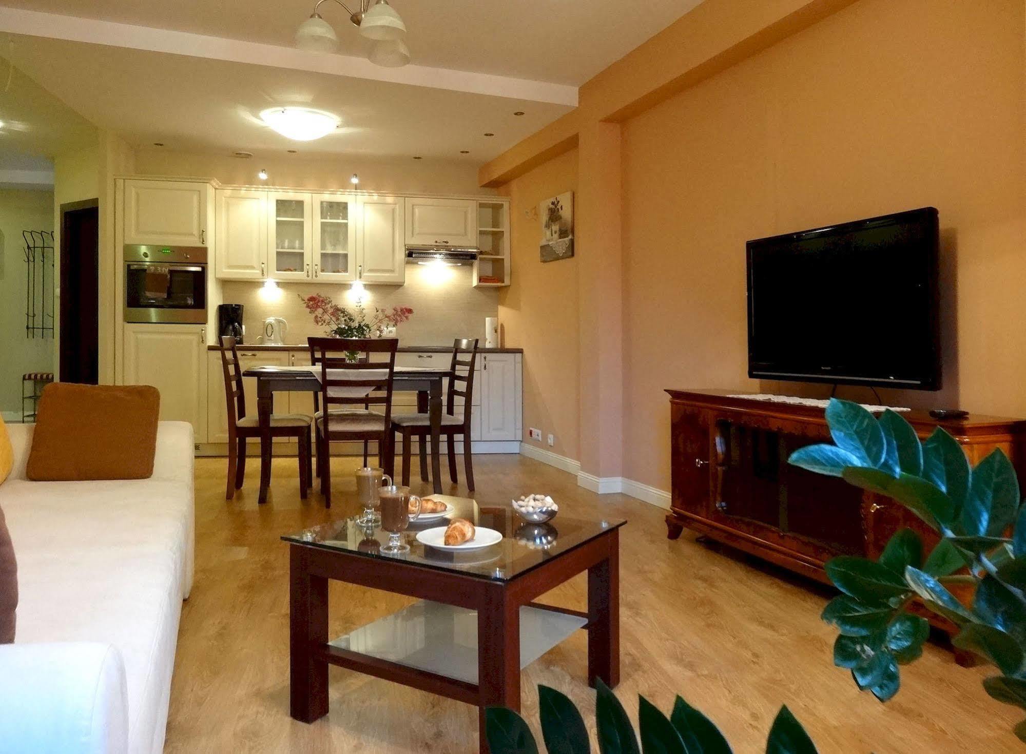 Apartamenty Centrum Villa Perla Єленя-Ґура Екстер'єр фото