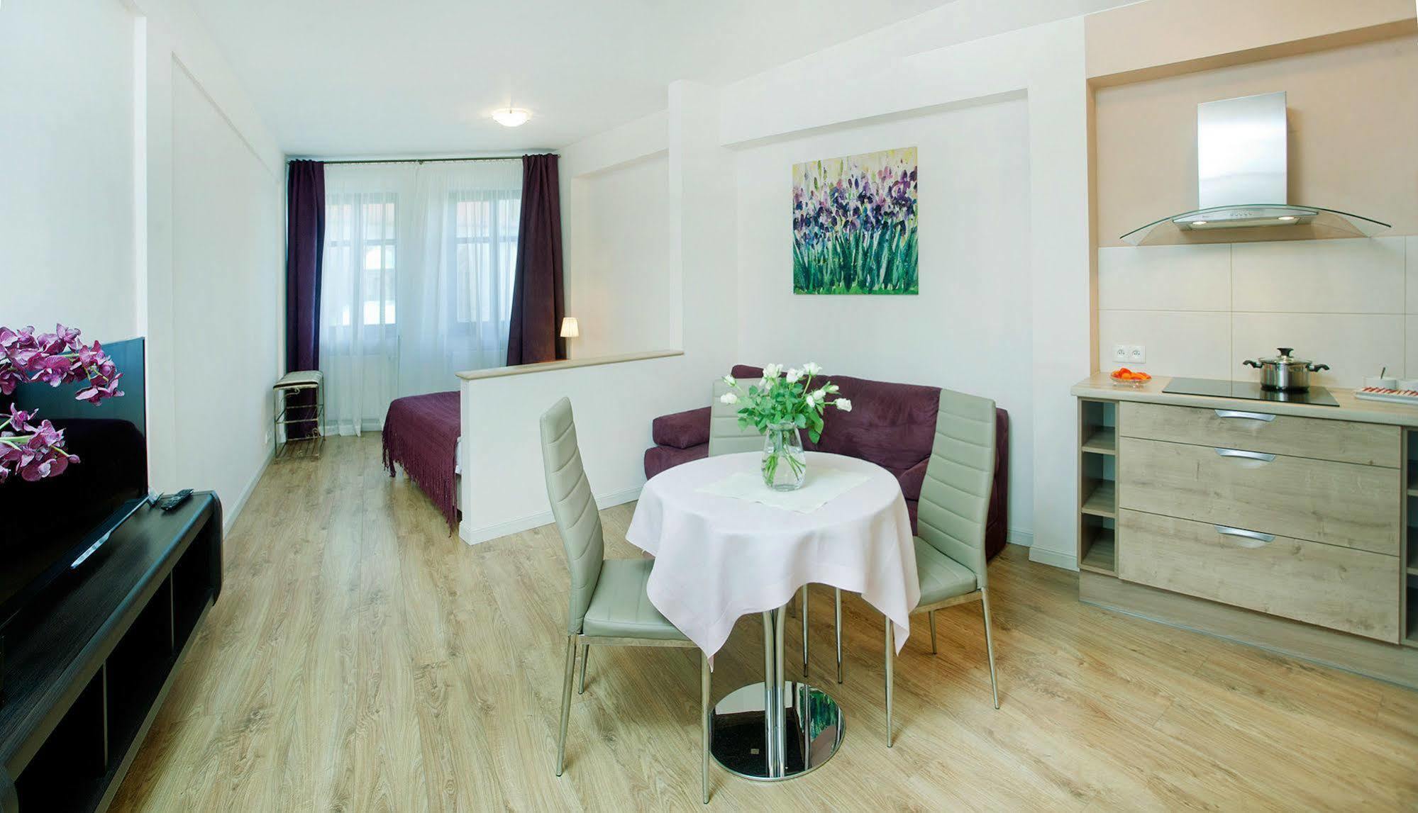 Apartamenty Centrum Villa Perla Єленя-Ґура Екстер'єр фото