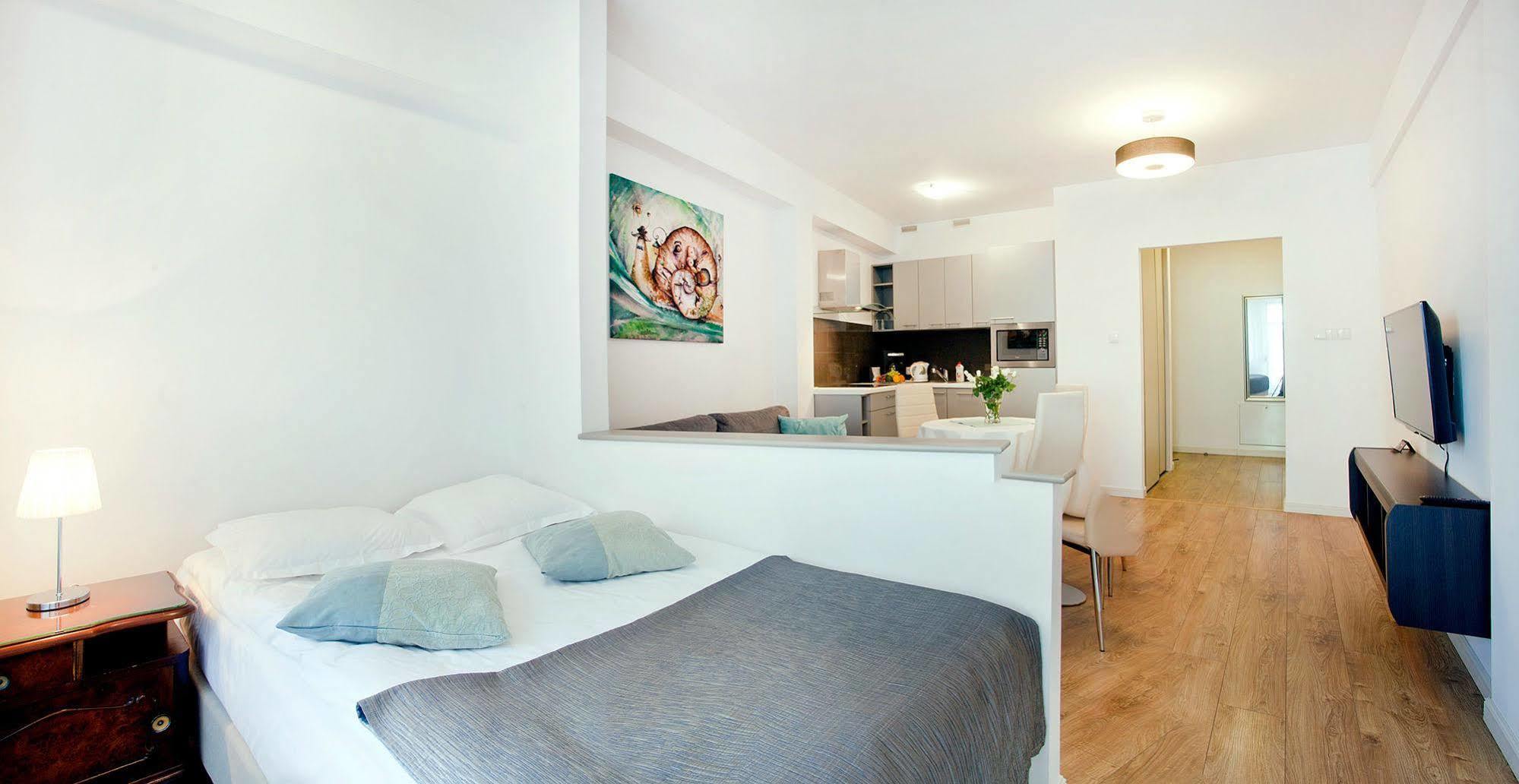 Apartamenty Centrum Villa Perla Єленя-Ґура Екстер'єр фото