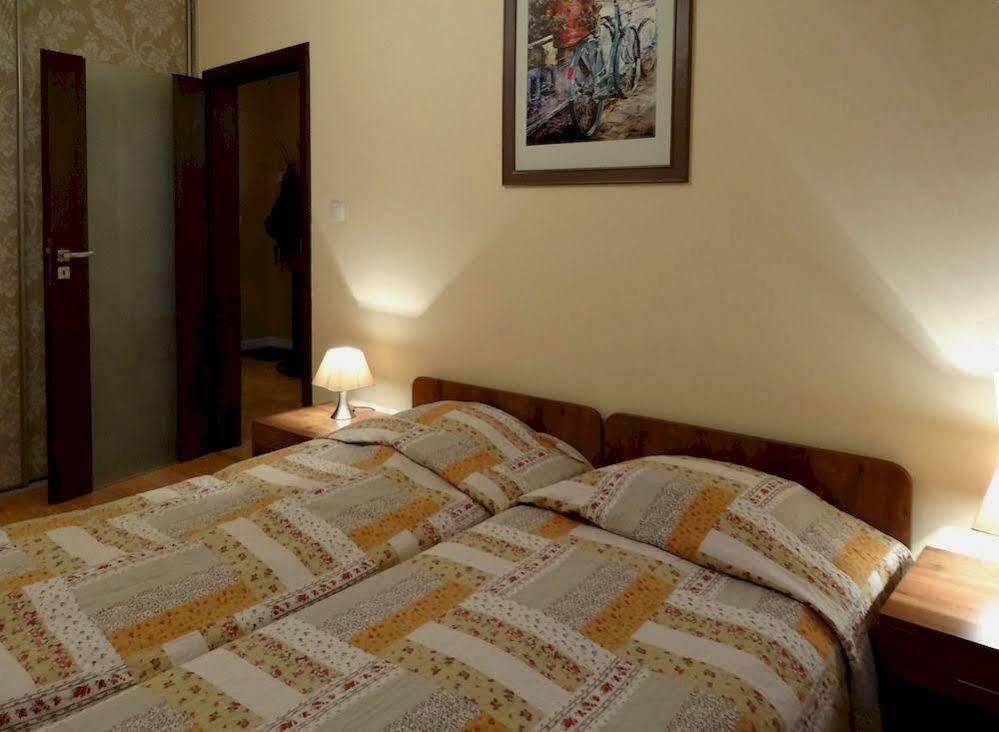 Apartamenty Centrum Villa Perla Єленя-Ґура Екстер'єр фото